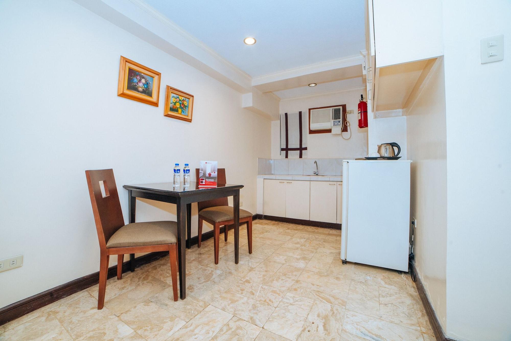 Reddoorz Premium Near Greenbelt Makati - Vaccinated Staff Makati City Bagian luar foto